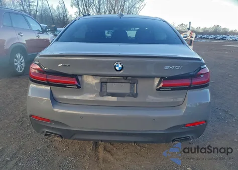 2021 BMW 540 Xi z USA, uszkodzony, nr VIN WBA73BJ04MCF56140